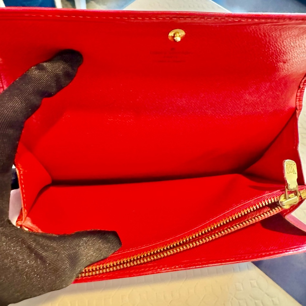 LOUIS VUITTON EPI long wallet on chain - Picture 12 of 13